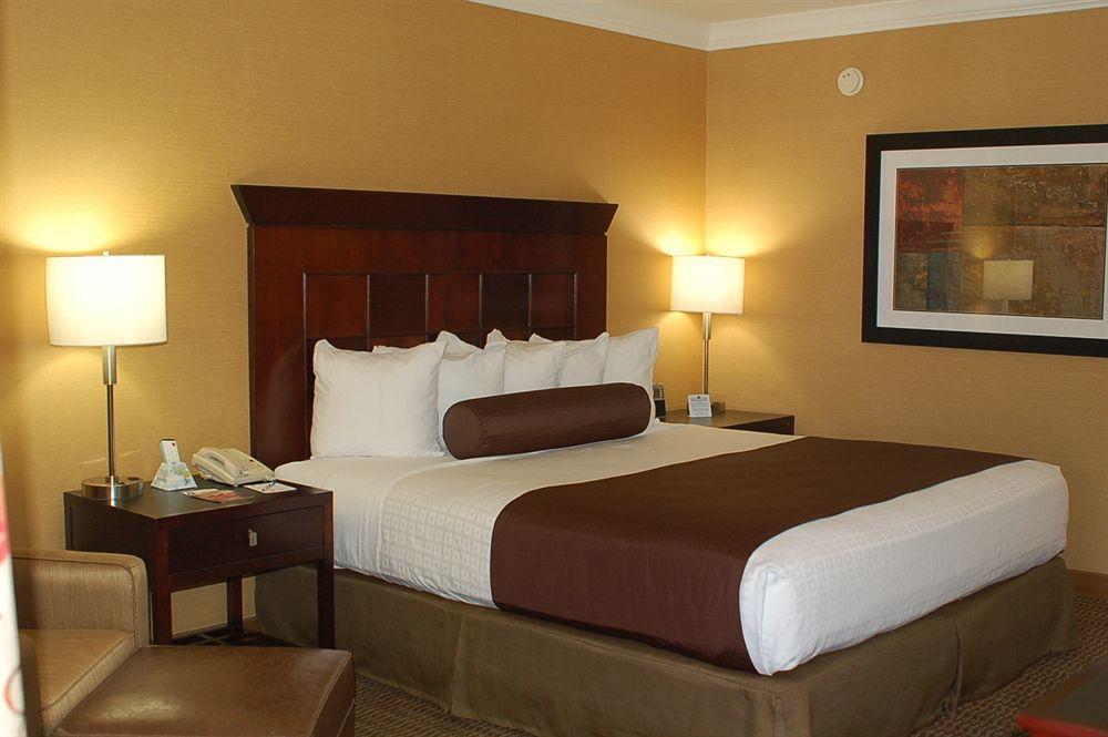 Best Western Plus Carriage Inn Λος Άντζελες Εξωτερικό φωτογραφία