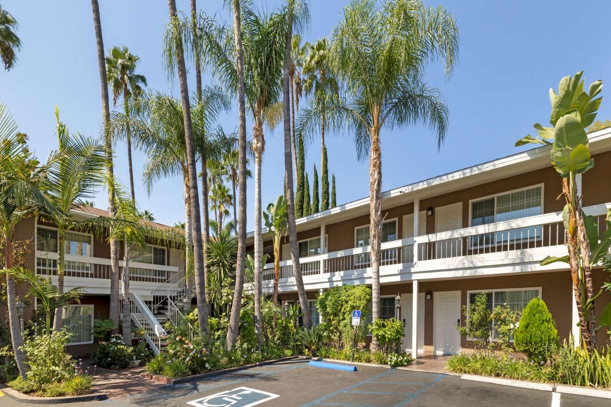 Best Western Plus Carriage Inn Λος Άντζελες Εξωτερικό φωτογραφία